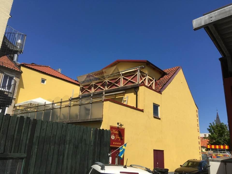 Sveriges minsta Hotell! Hôtel Gruyère Landskrone Esterno foto
