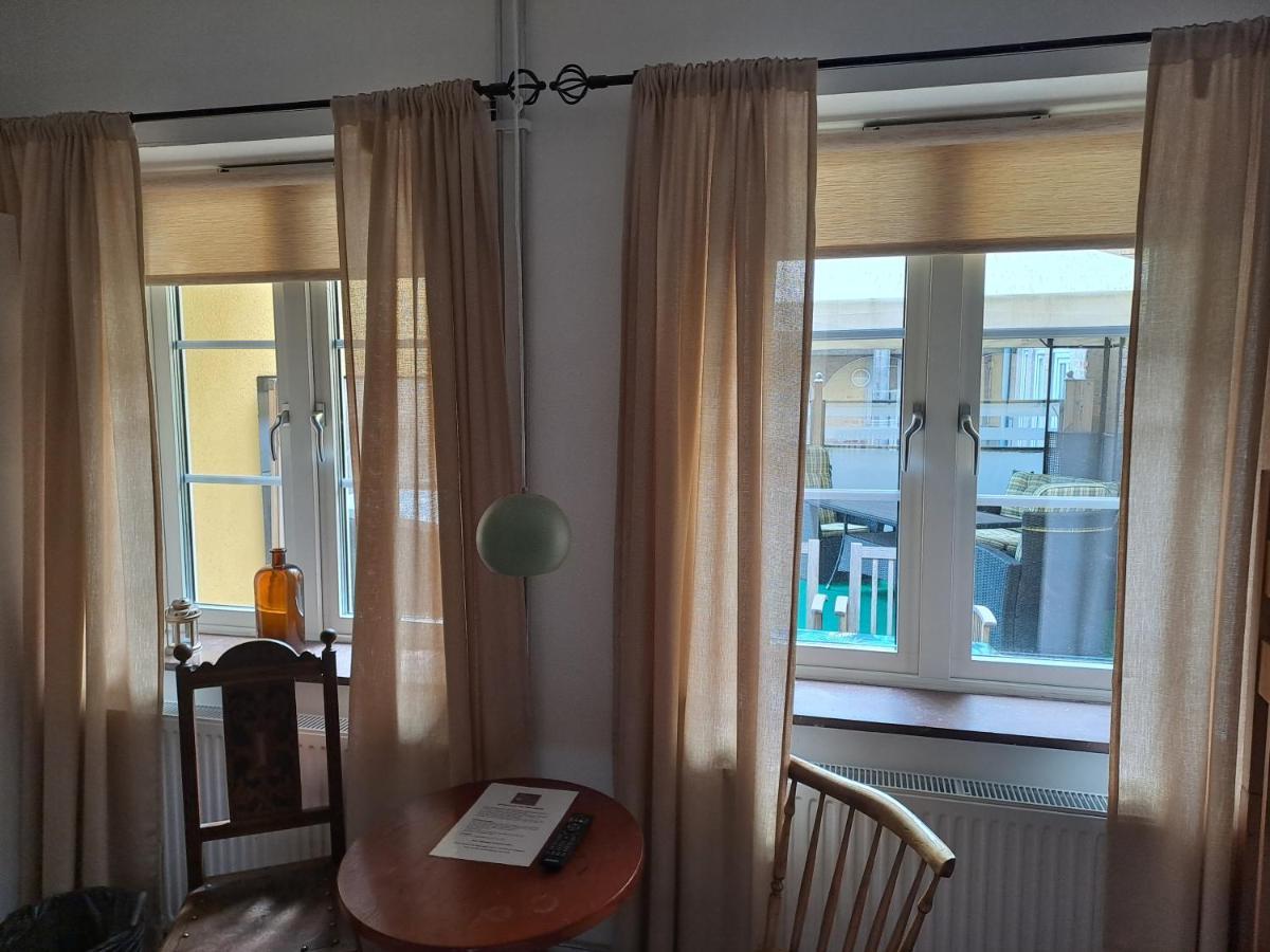 Sveriges minsta Hotell! Hôtel Gruyère Landskrone Esterno foto