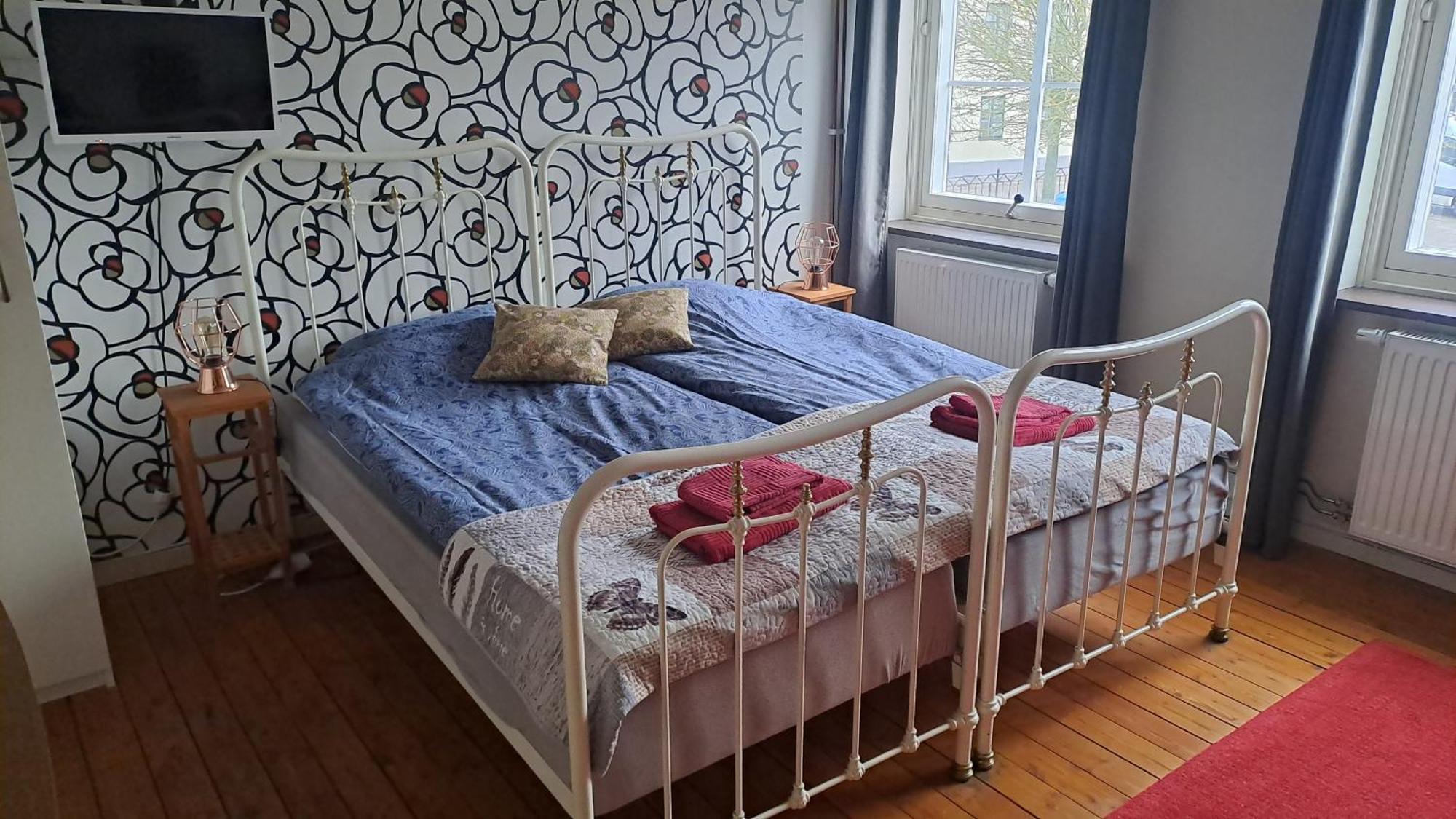 Sveriges minsta Hotell! Hôtel Gruyère Landskrone Esterno foto