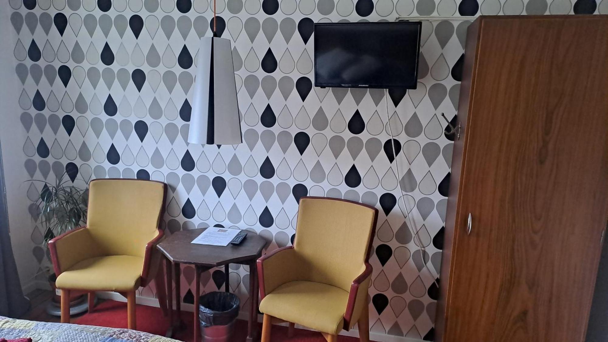 Sveriges minsta Hotell! Hôtel Gruyère Landskrone Esterno foto